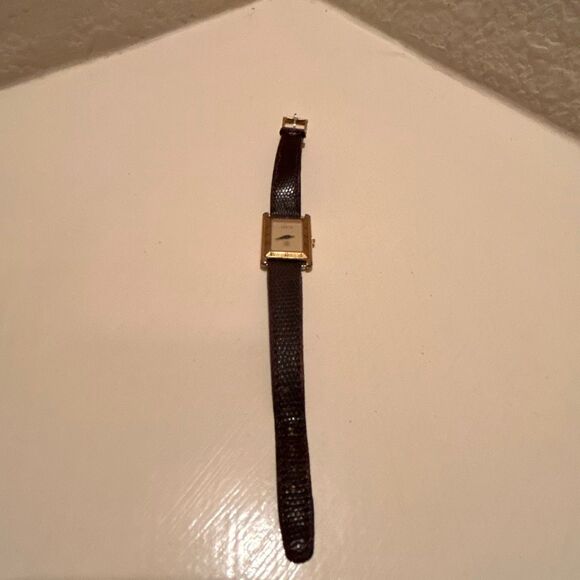 Gucci 4200L Gold Tone Rectangle Watch Brown Embossed Leather Band Old Money Prep - Picture 2 of 8